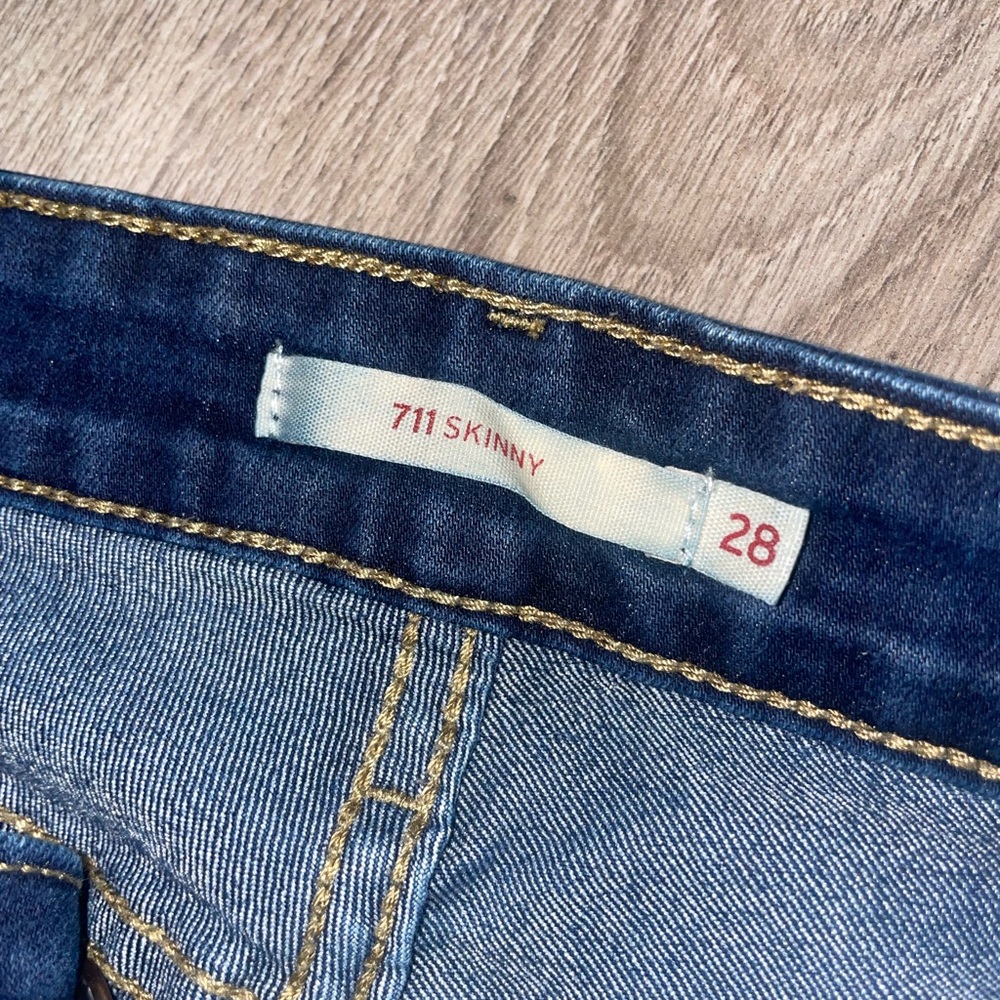 Levi's Women's 711 Skinny Jeans - Dark Blue